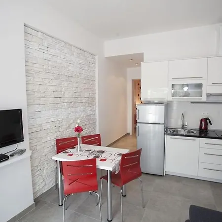 Apartament House Duće