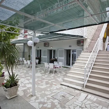 House Апартаменты