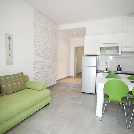 Apartment House Duce