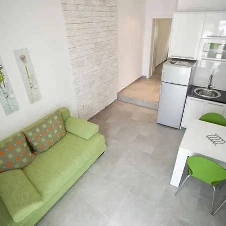 Apartment House *