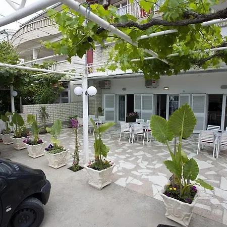 Appartement House Duće