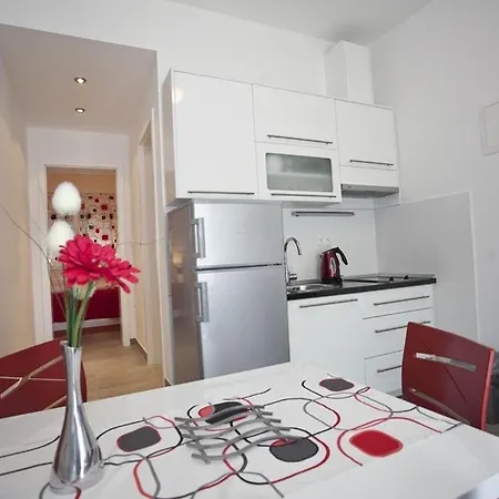 Apartament House Duće